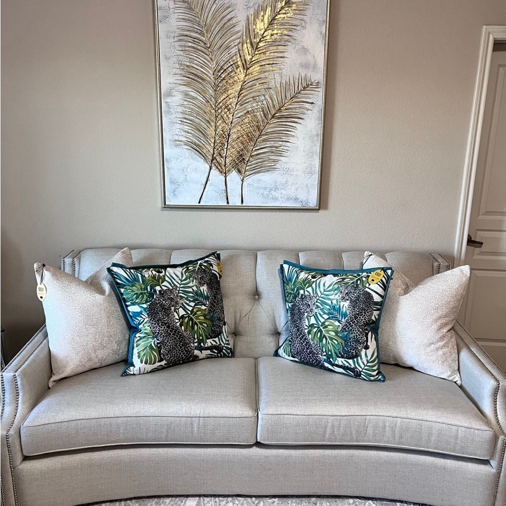 1-NWT CALLISTO HOME DECORATIVE PILLOW (Please read description for details) - Picture 4 of 13